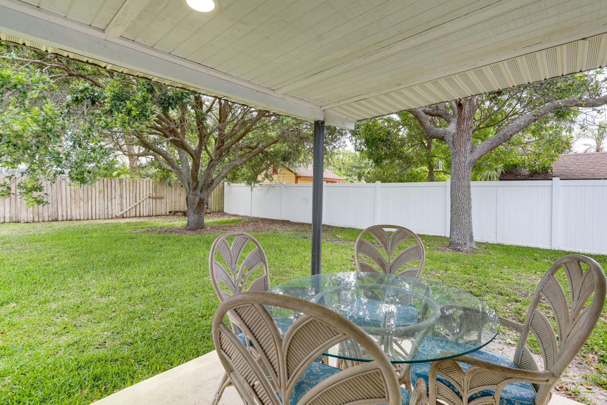Pet-Friendly Cocoa Beach Home Walk To Beach! Dış mekan fotoğraf